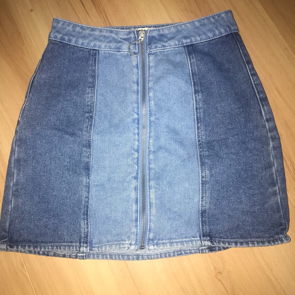 Two tone jean skirt PACSUN size 24